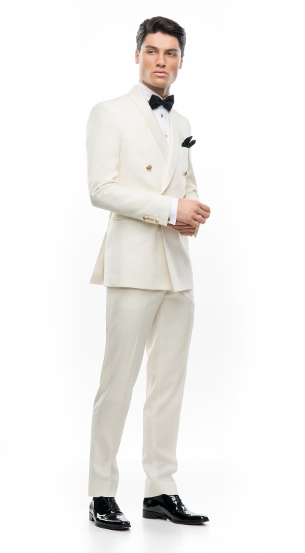 Din colectia de costume de ceremonie din 2018 Costum de mire la comanda Filip Cezar Double Ivory