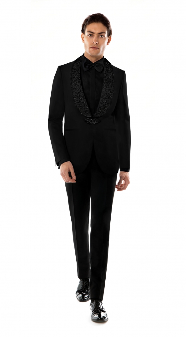 Filip Cezar Pragmatic Black Suit