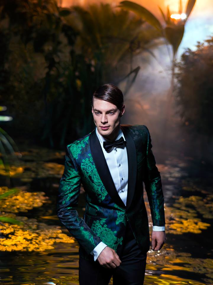 Costum de mire la comanda Filip Cezar Green Flowers