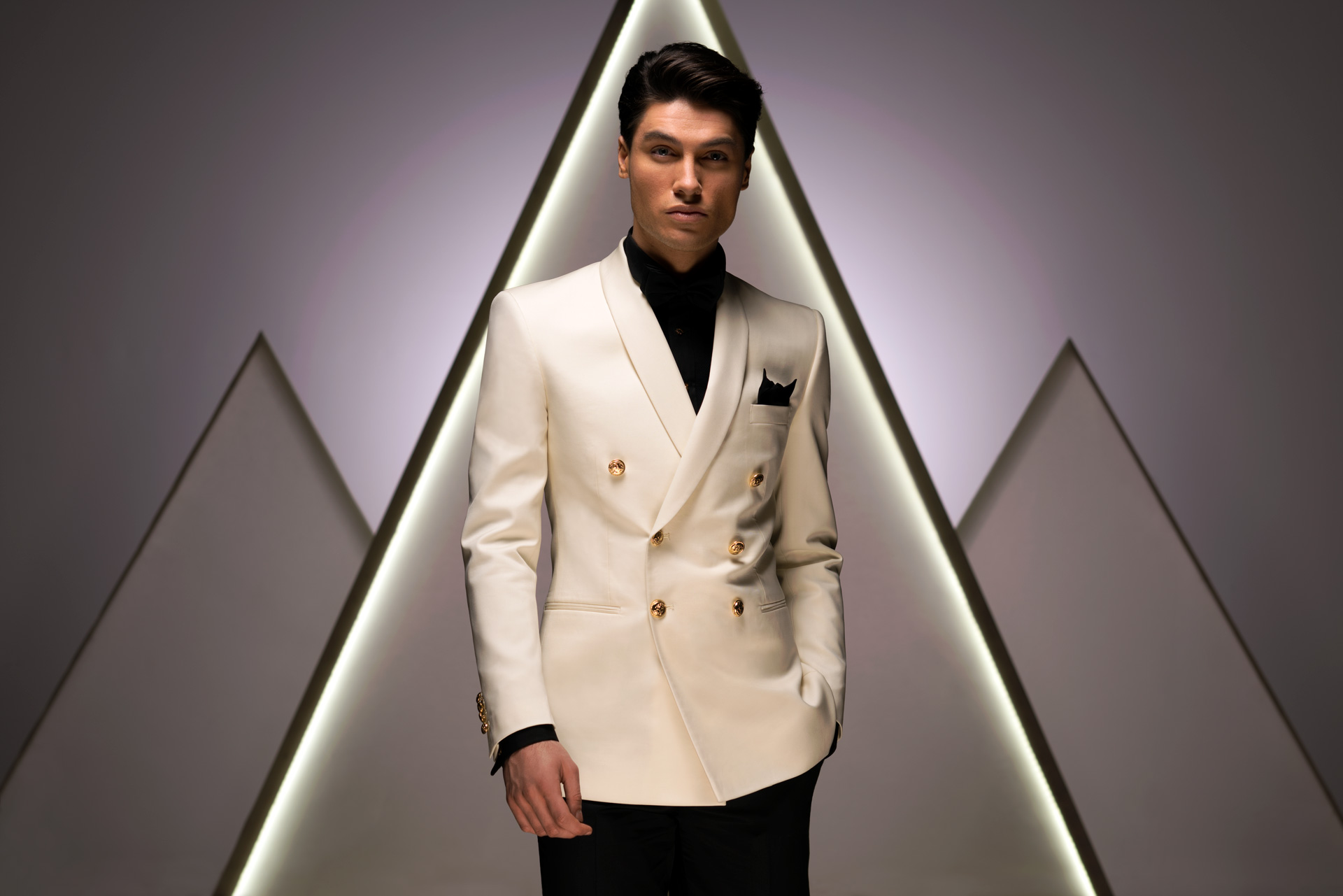 Costum de mire Filip Cezar Double Ivory Costum de mire realizat la comanda Filip Cezar Double Ivory