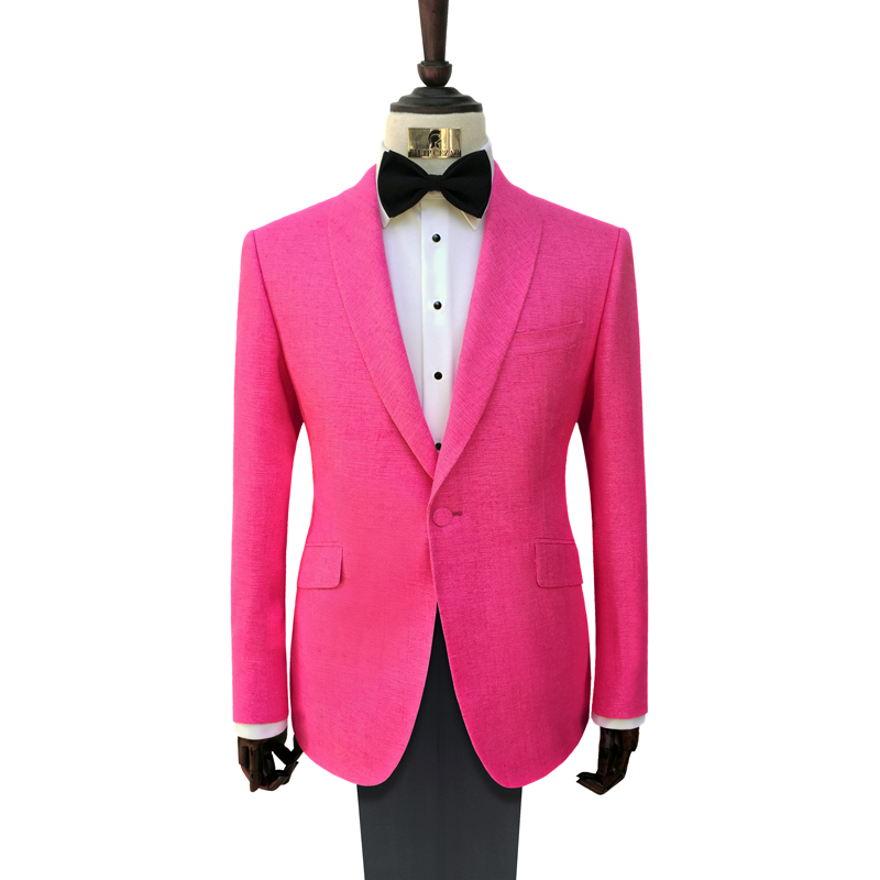 Exemplu de costum de ceremonie pentru tendintele din 2017