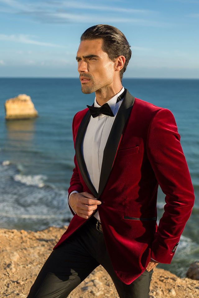 Bespoke suit - Filip Cezar Red Velvet